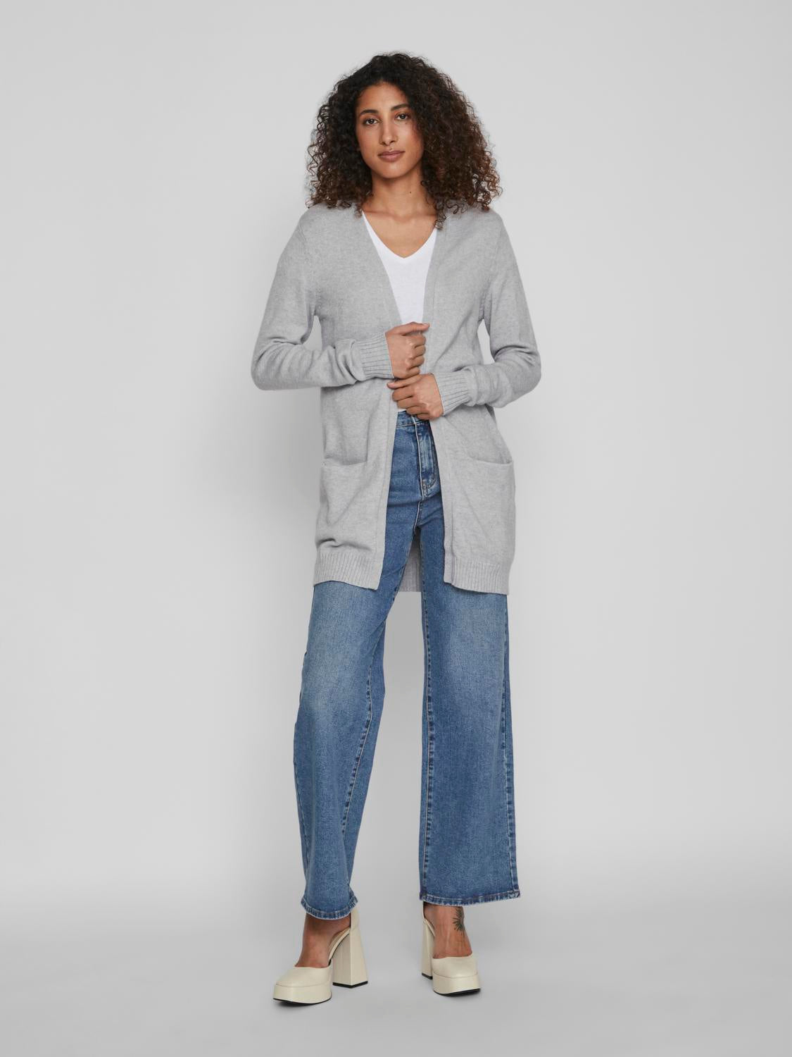 model_shot-front
